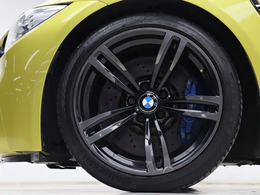 BMW M4 — фото 30