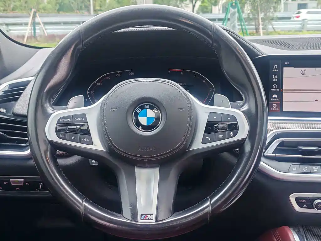 BMW X6 — фото 11