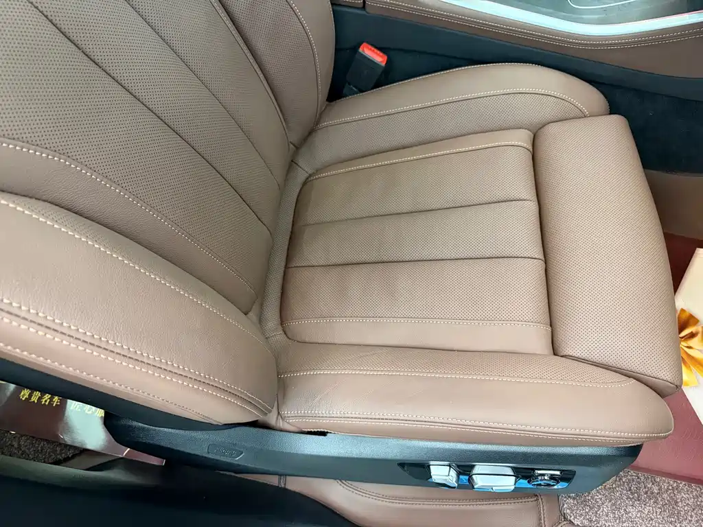 BMW X5 (Import) — фото 8