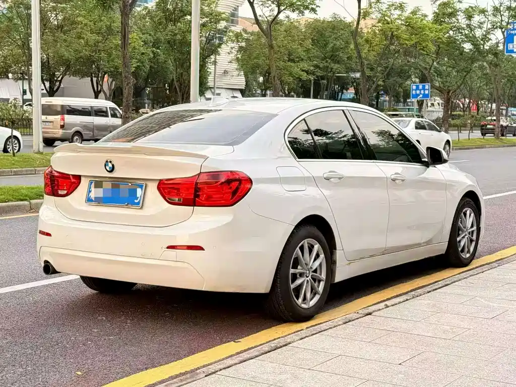 BMW 1 Series — фото 9