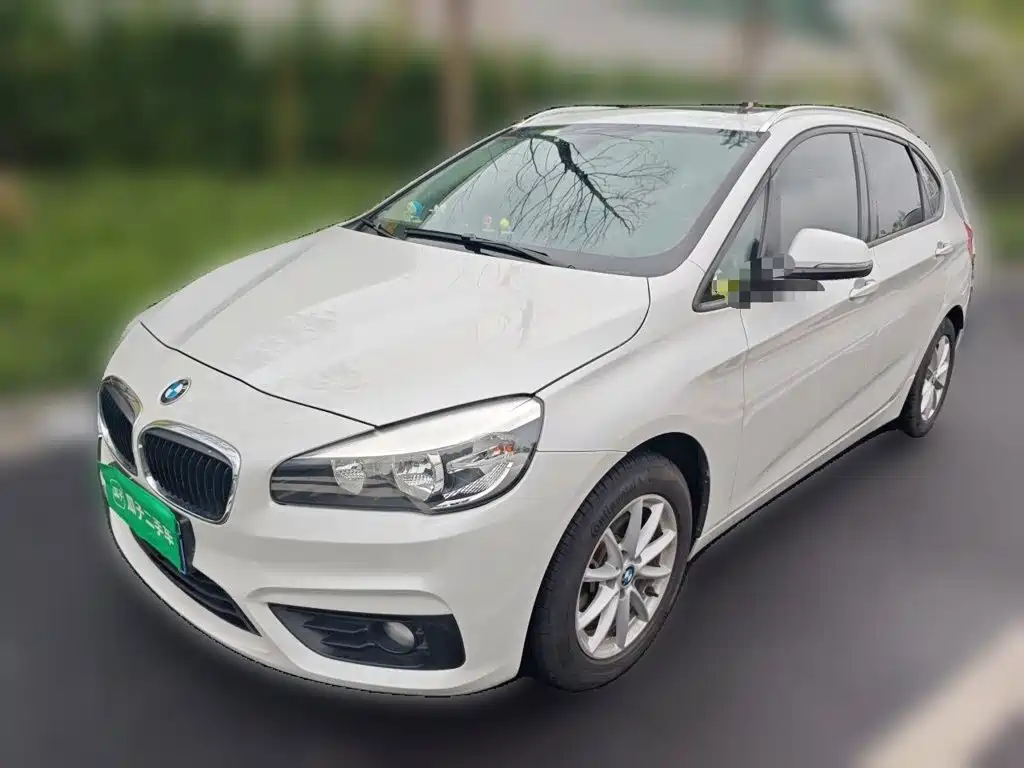 BMW 2 Series Active Tourer — фото 2