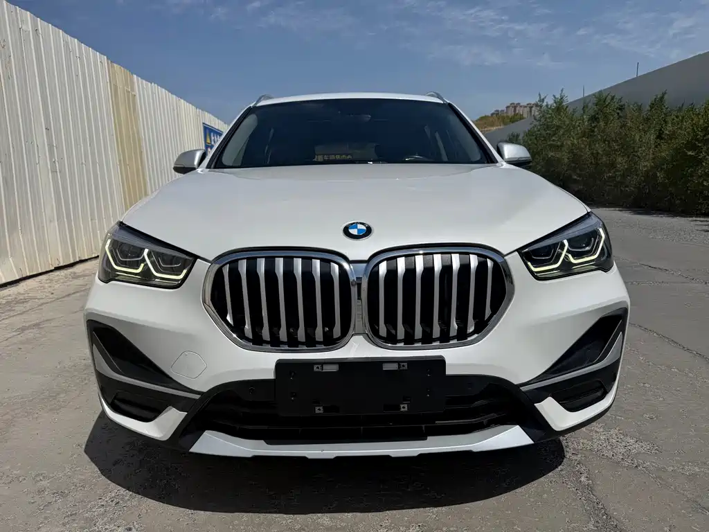 BMW X1 — фото 2
