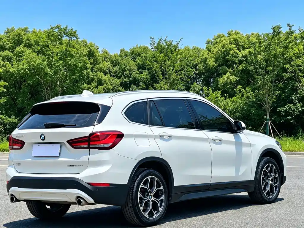 BMW X1 — фото 15