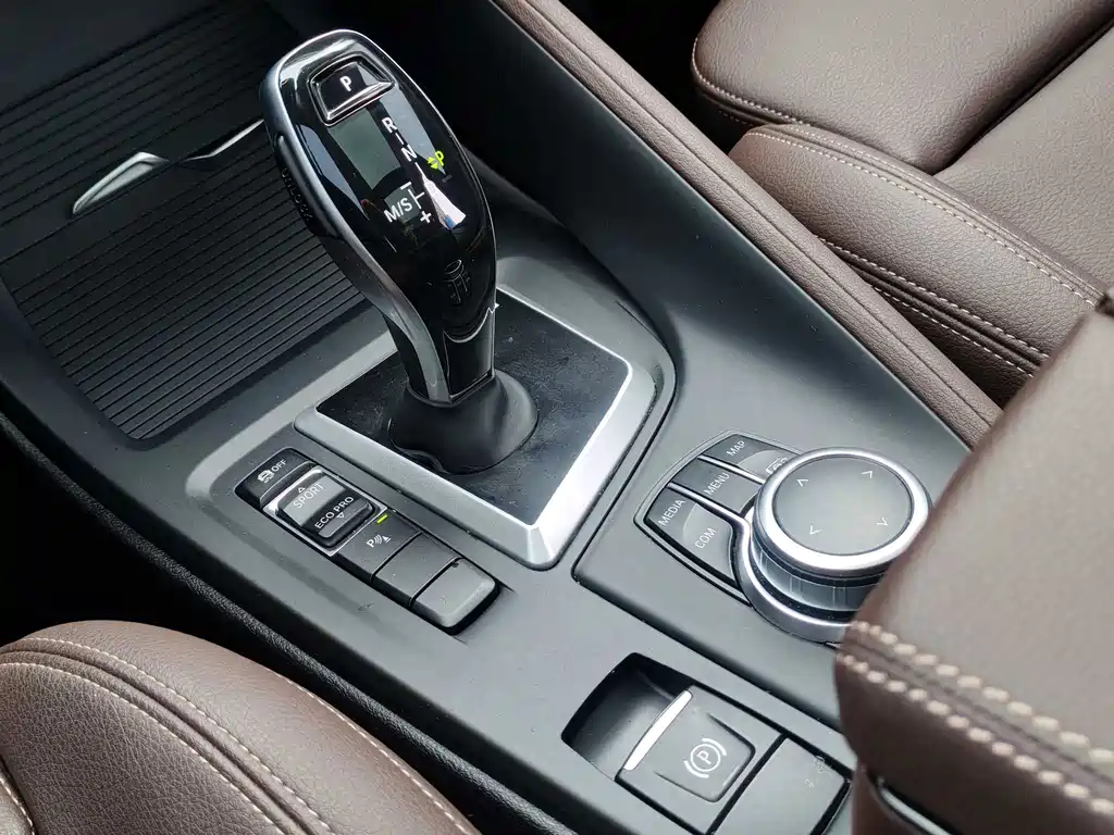 BMW X1 — фото 21