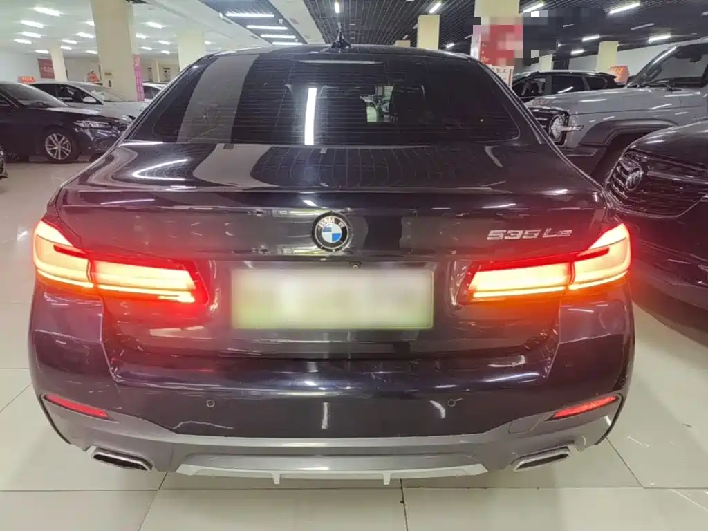 BMW 5 Series New Energy — фото 6