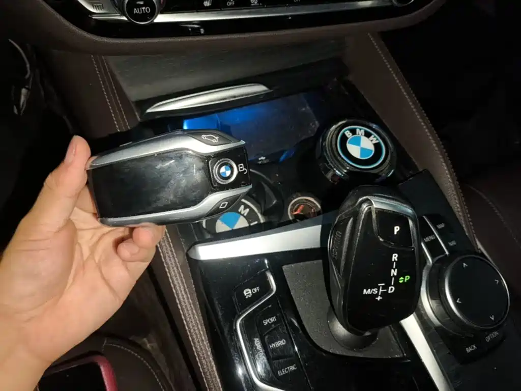 BMW 5 Series New Energy — фото 9