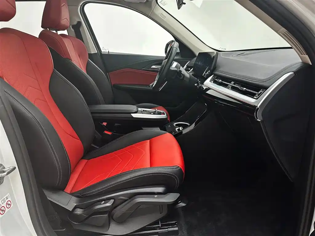 BMW X1 — фото 11