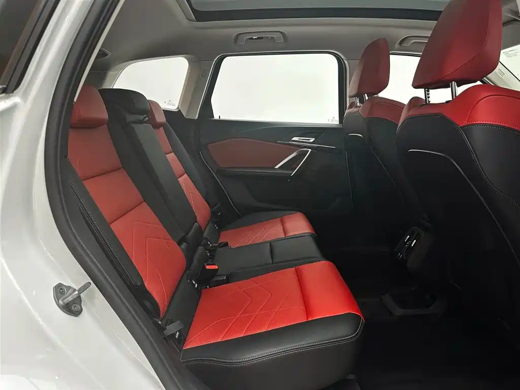 BMW X1 — фото 14