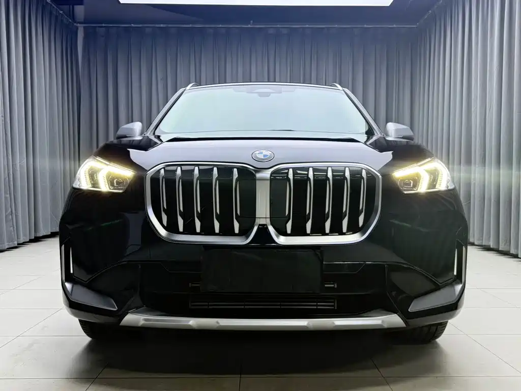 BMW X1 — фото 4