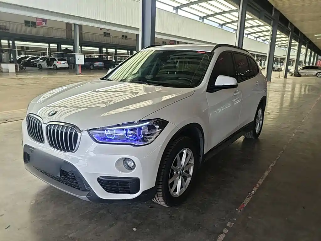 BMW X1 — фото 2