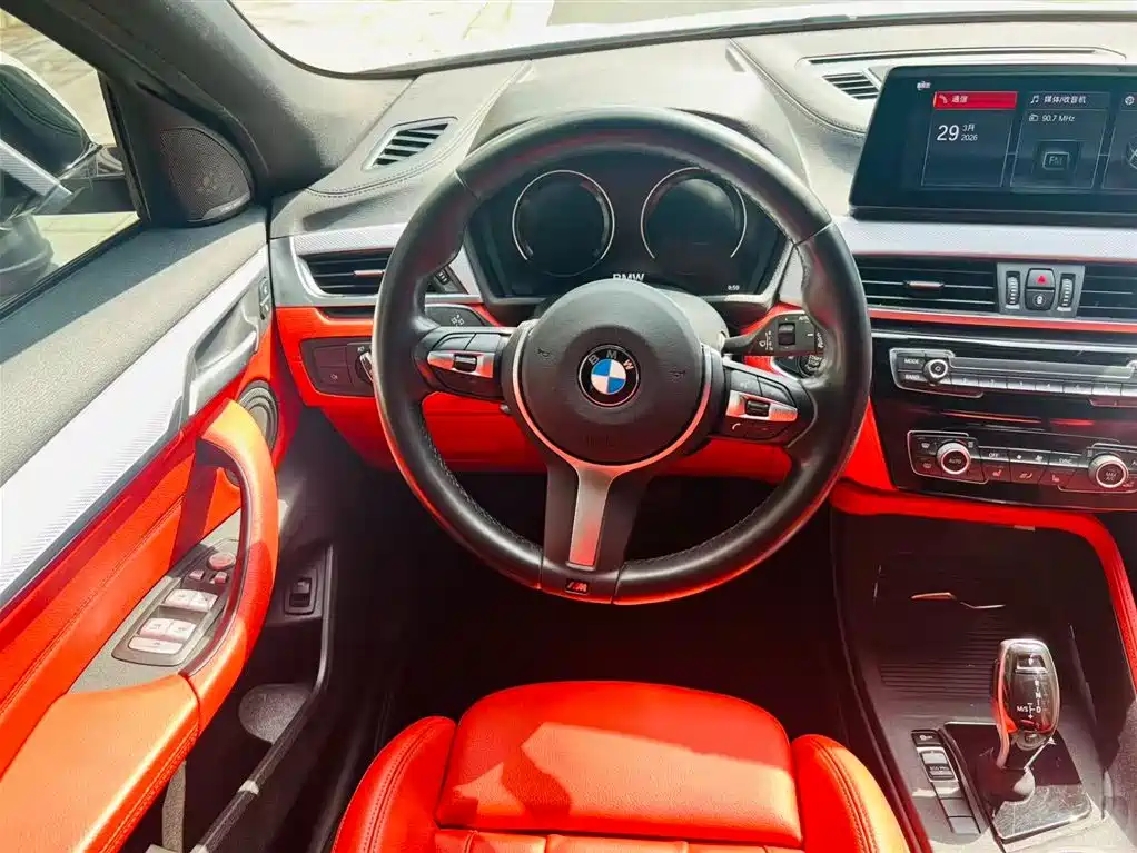 BMW X2 — фото 9