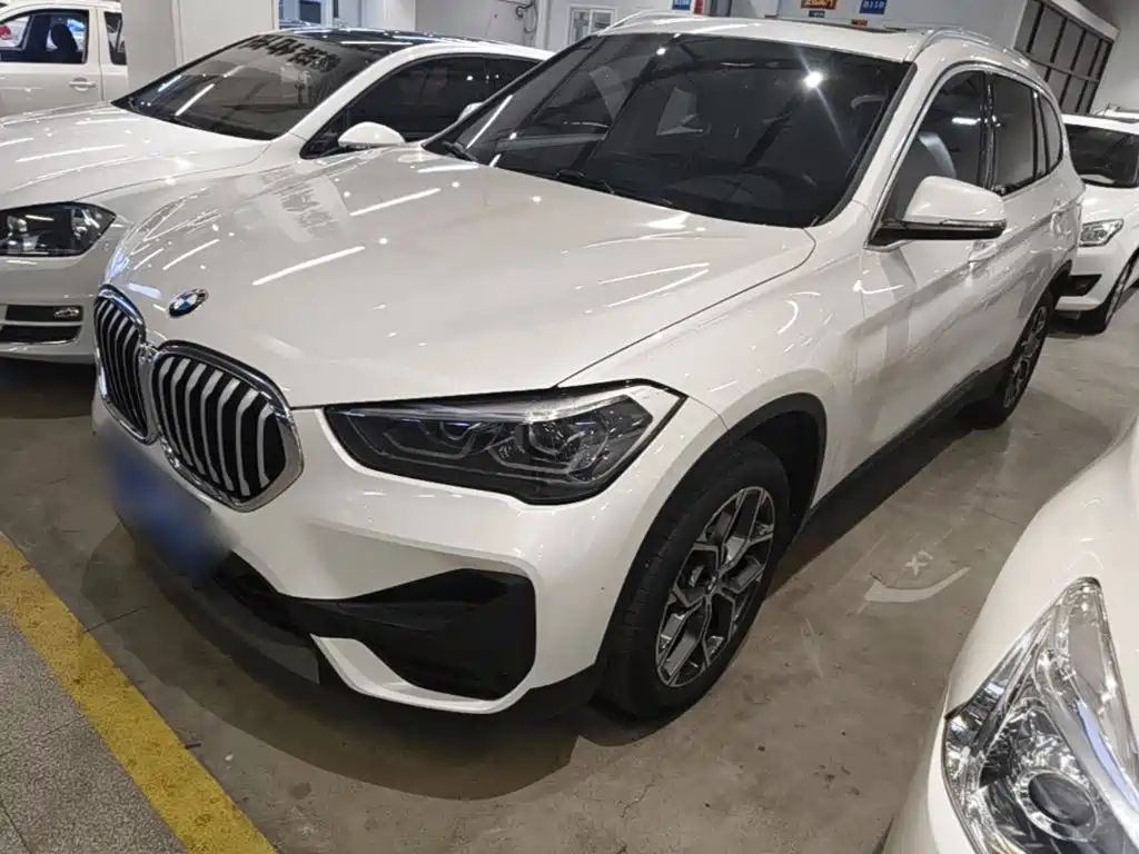 BMW X1 — фото 2