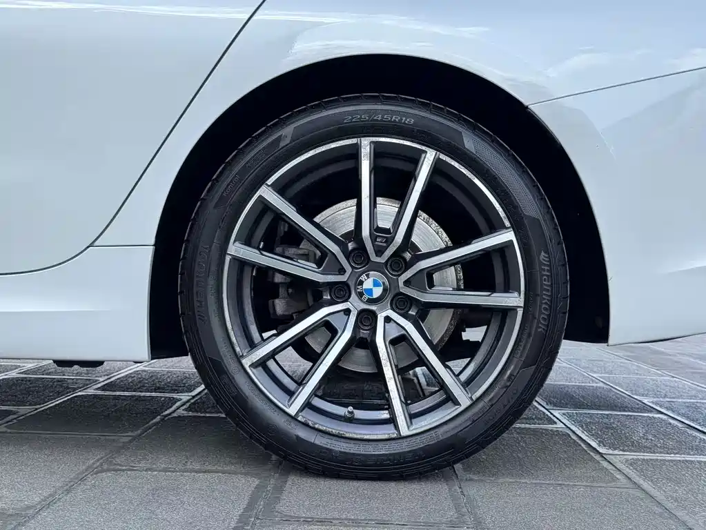BMW 3 Series — фото 19