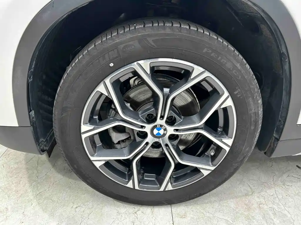 BMW X1 — фото 20