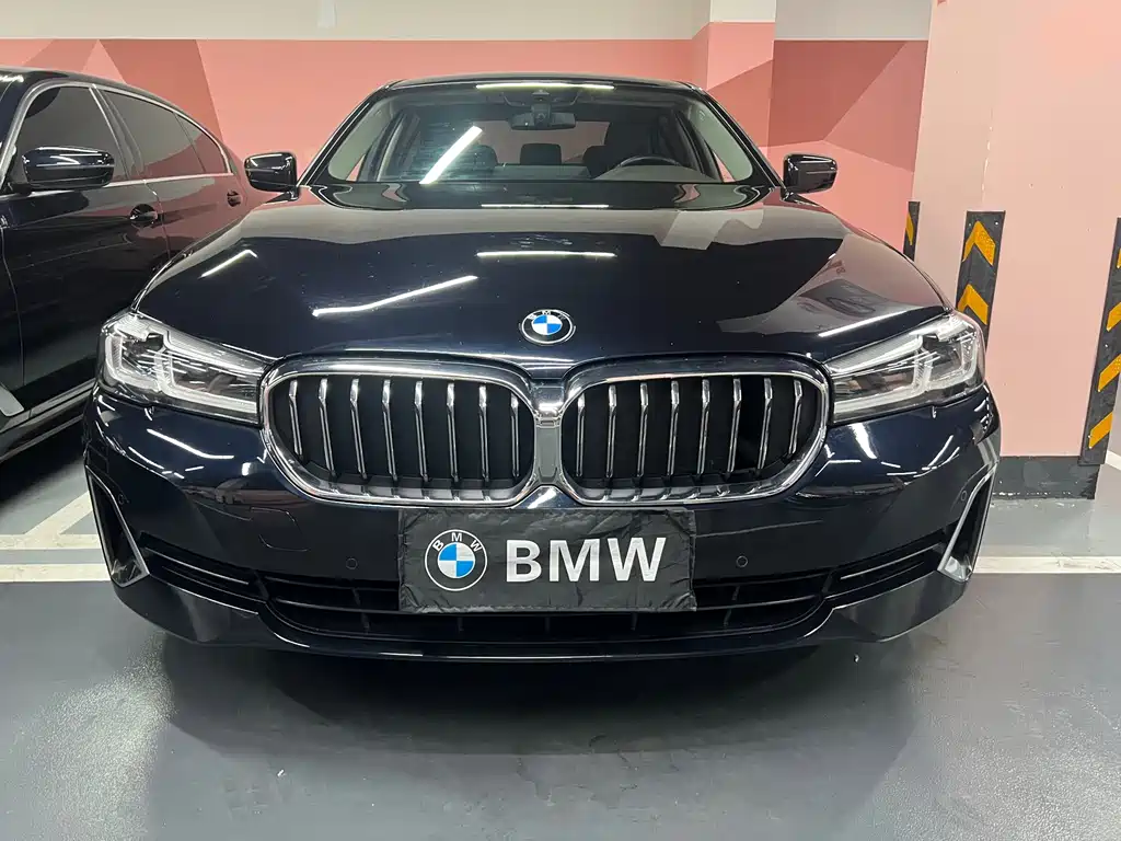BMW 5 Series — фото 2