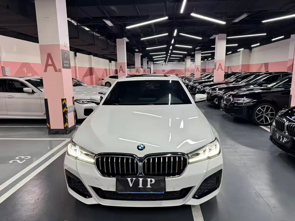 BMW 5 Series — фото 2