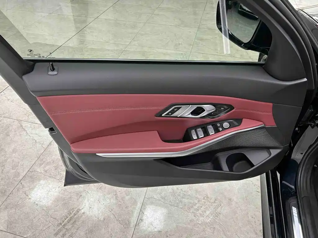 BMW 3 Series — фото 11