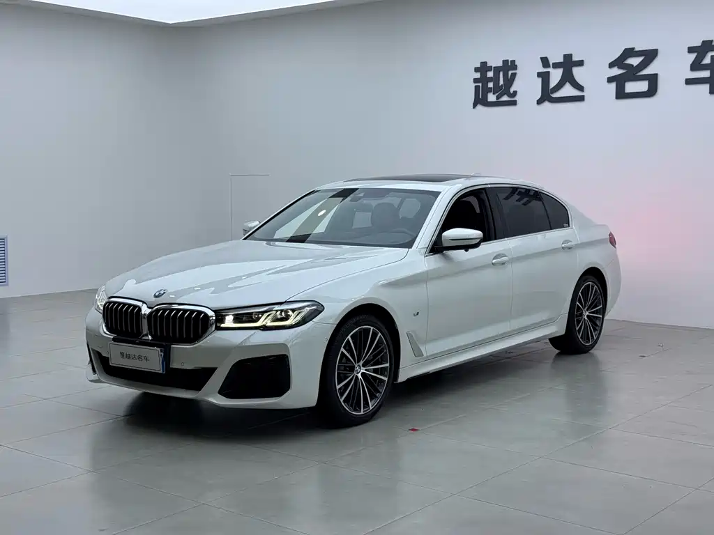 BMW 5 Series — фото 4