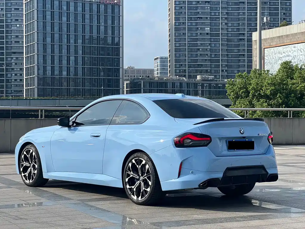 BMW M240i — фото 4