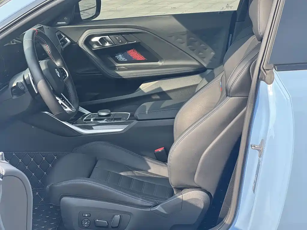 BMW M240i — фото 9