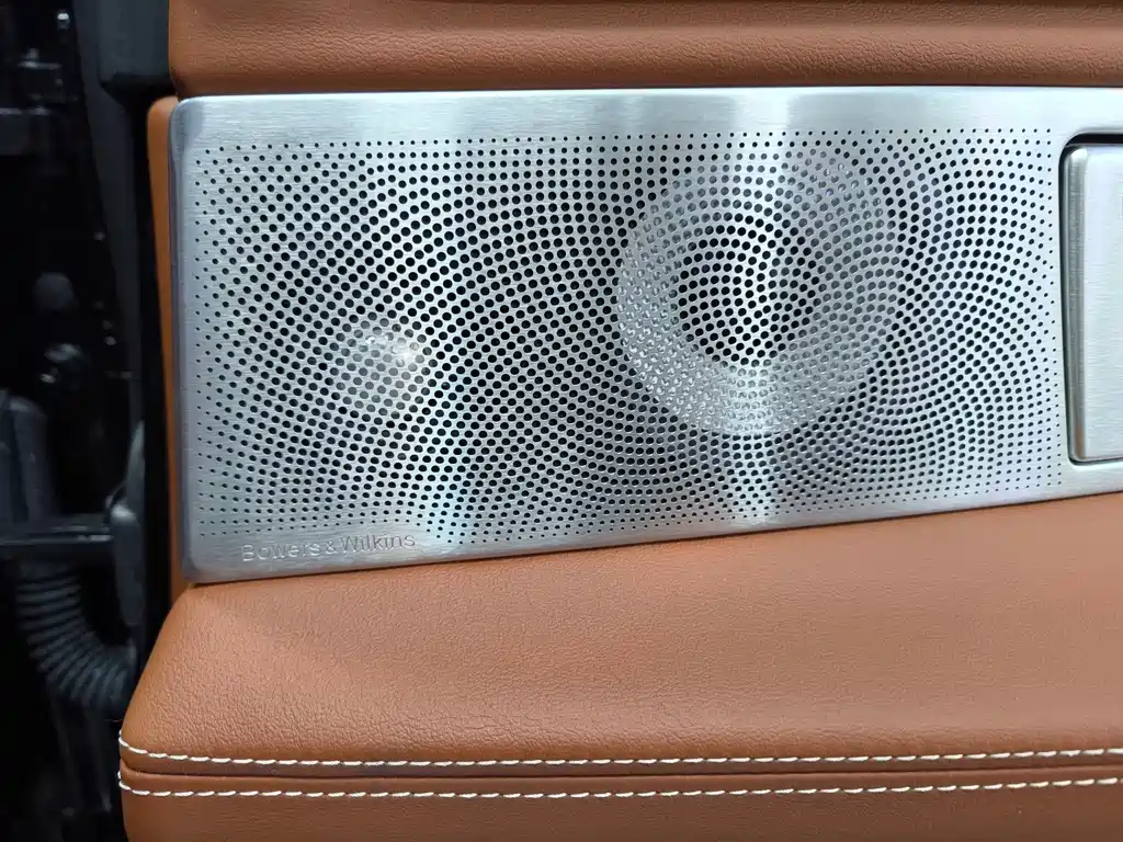 BMW 7 Series — фото 29