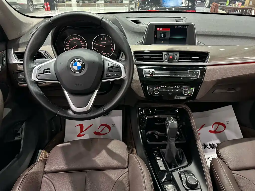 BMW X1 — фото 6