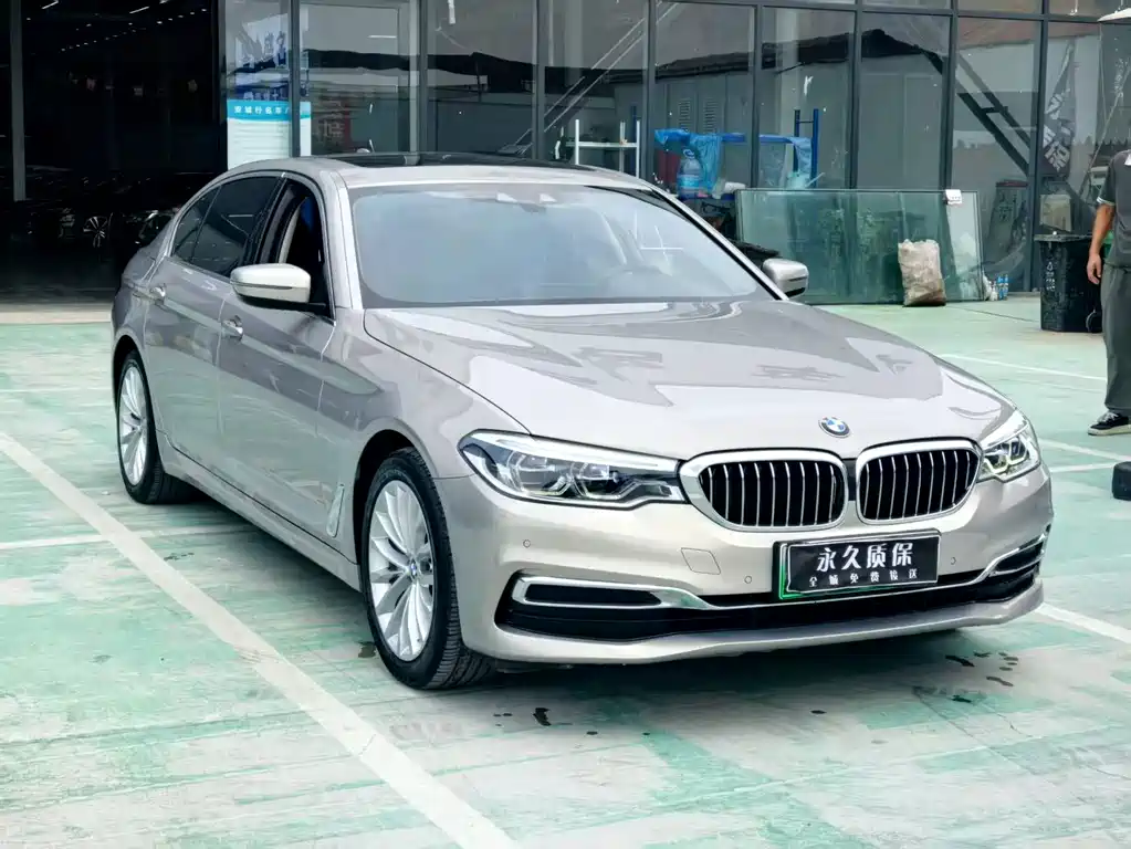 BMW 5 Series New Energy — фото 3