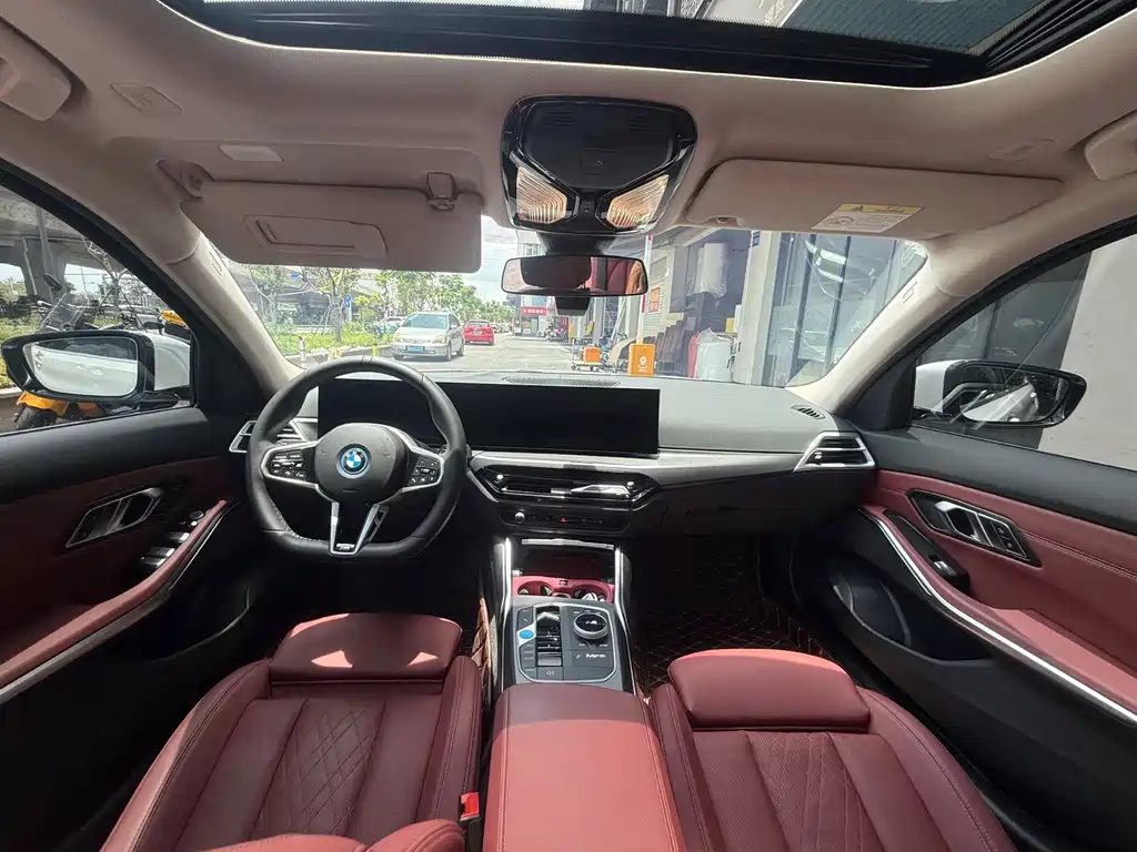BMW i3 — фото 9