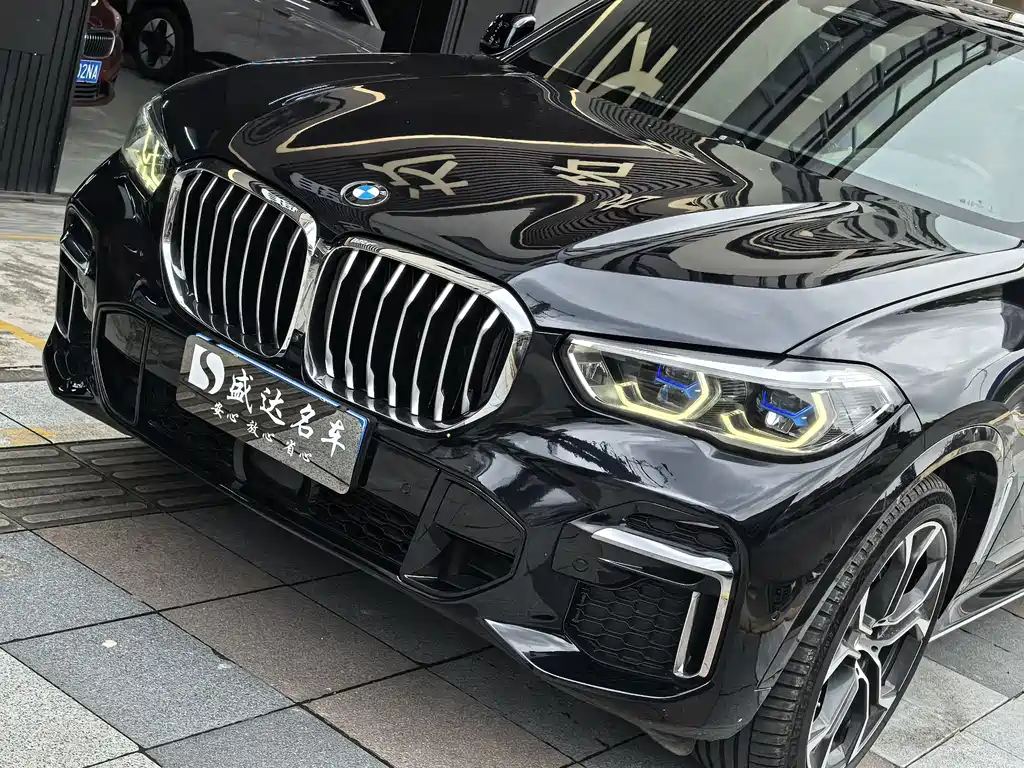 BMW X5 — фото 22