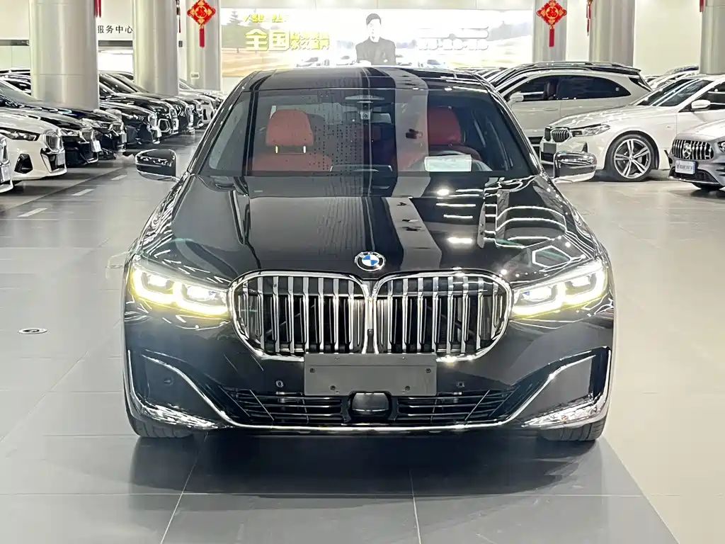BMW 7 Series — фото 2