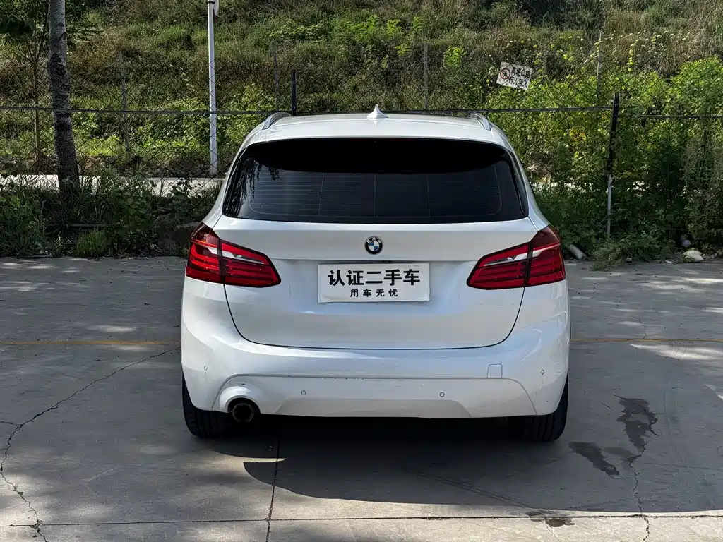 BMW 2 Series Active Tourer — фото 4
