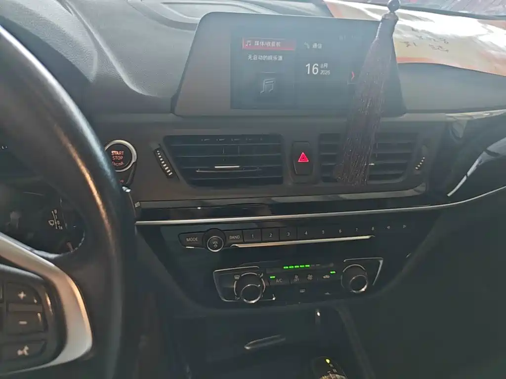 BMW 1 Series — фото 13