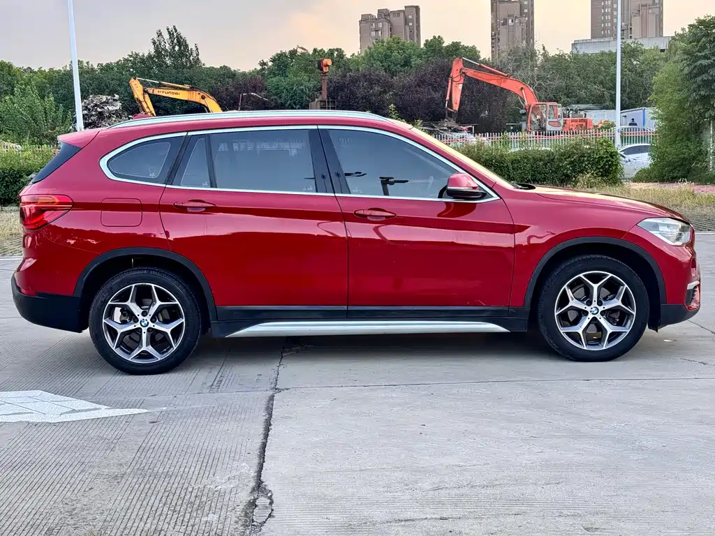 BMW X1 — фото 4
