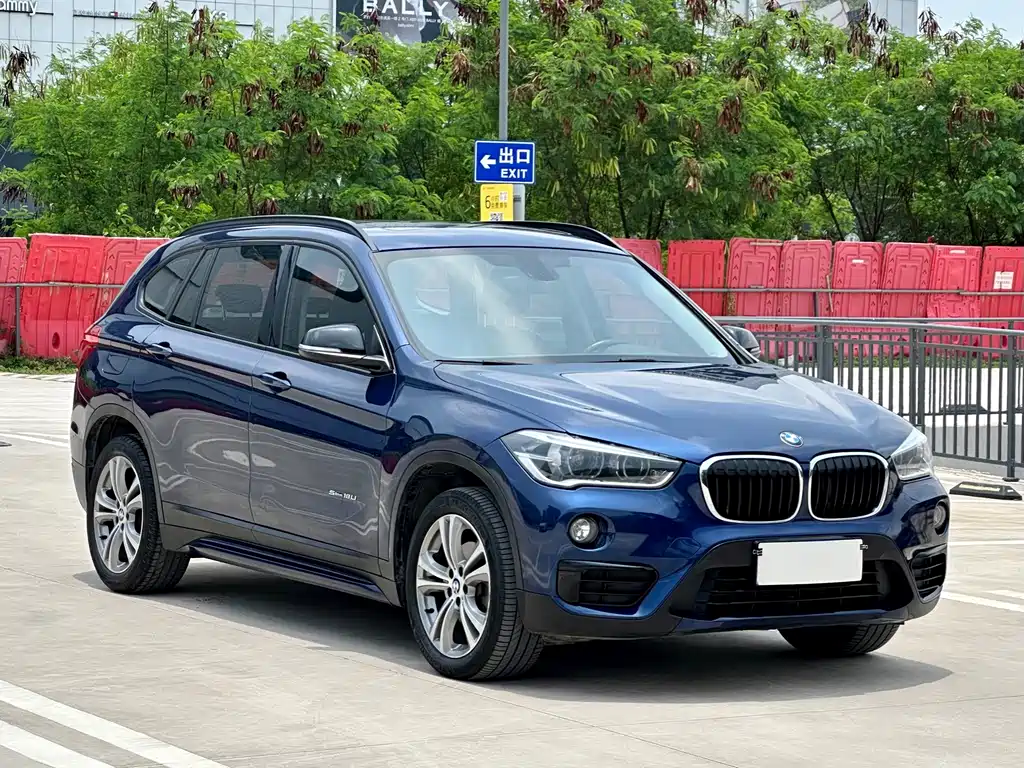 BMW X1 — фото 3