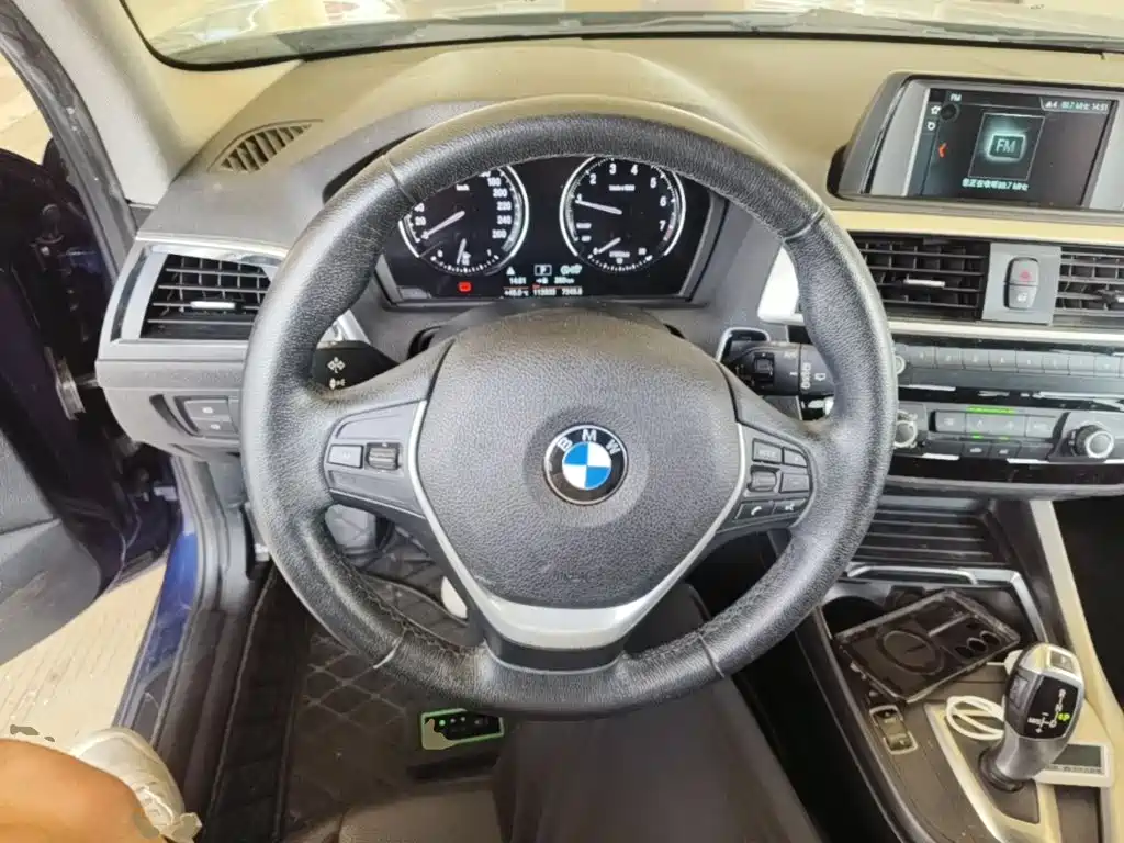 BMW 1 Series (Import) — фото 11