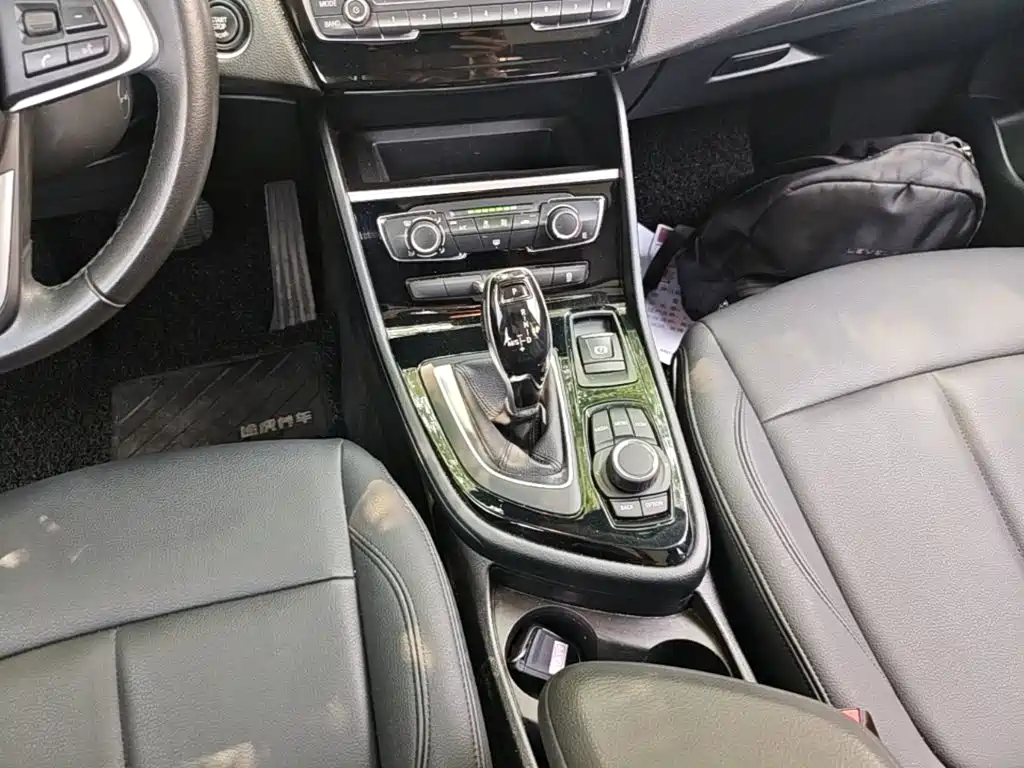 BMW 2 Series Gran Tourer — фото 14