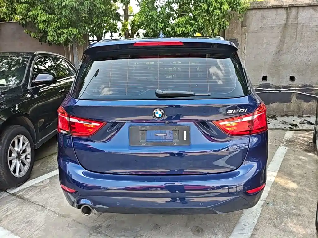 BMW 2 Series Gran Tourer — фото 6