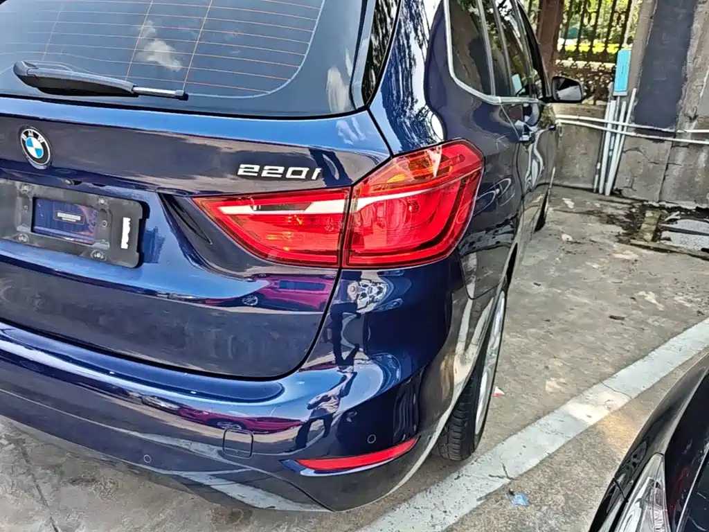 BMW 2 Series Gran Tourer — фото 8