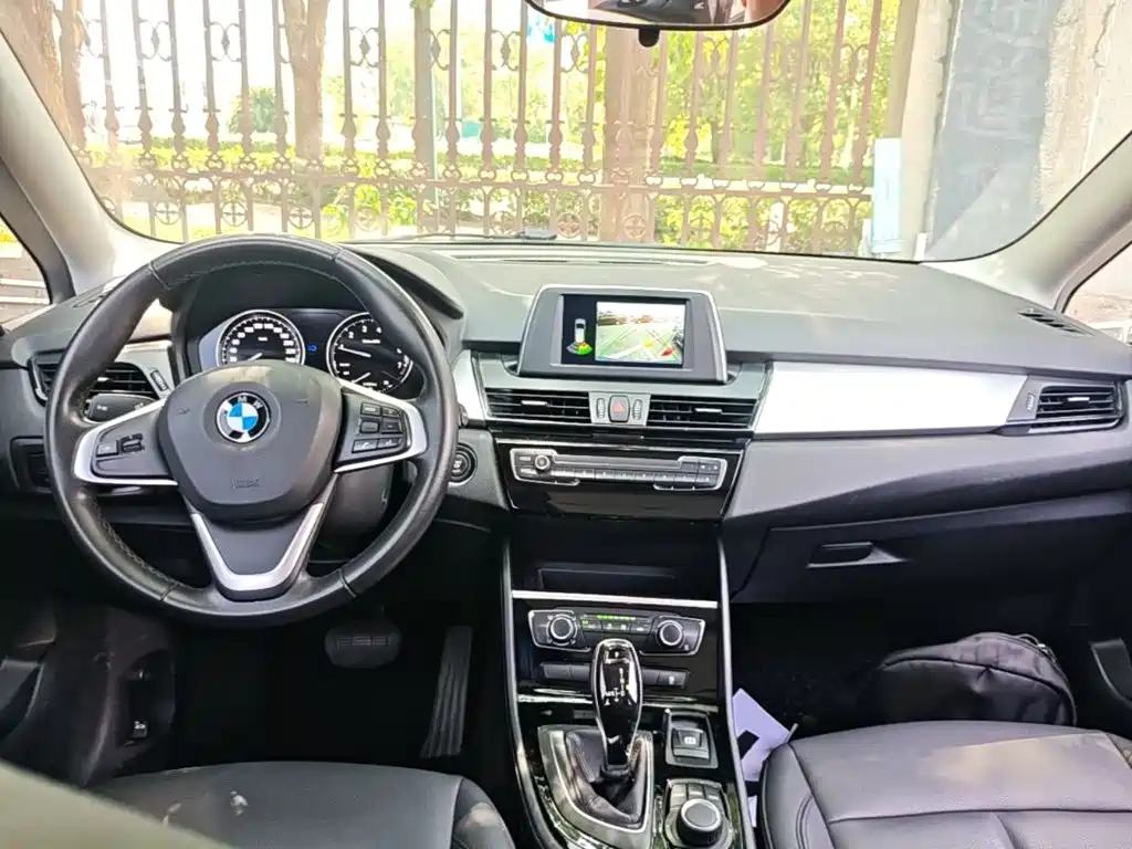 BMW 2 Series Gran Tourer — фото 10