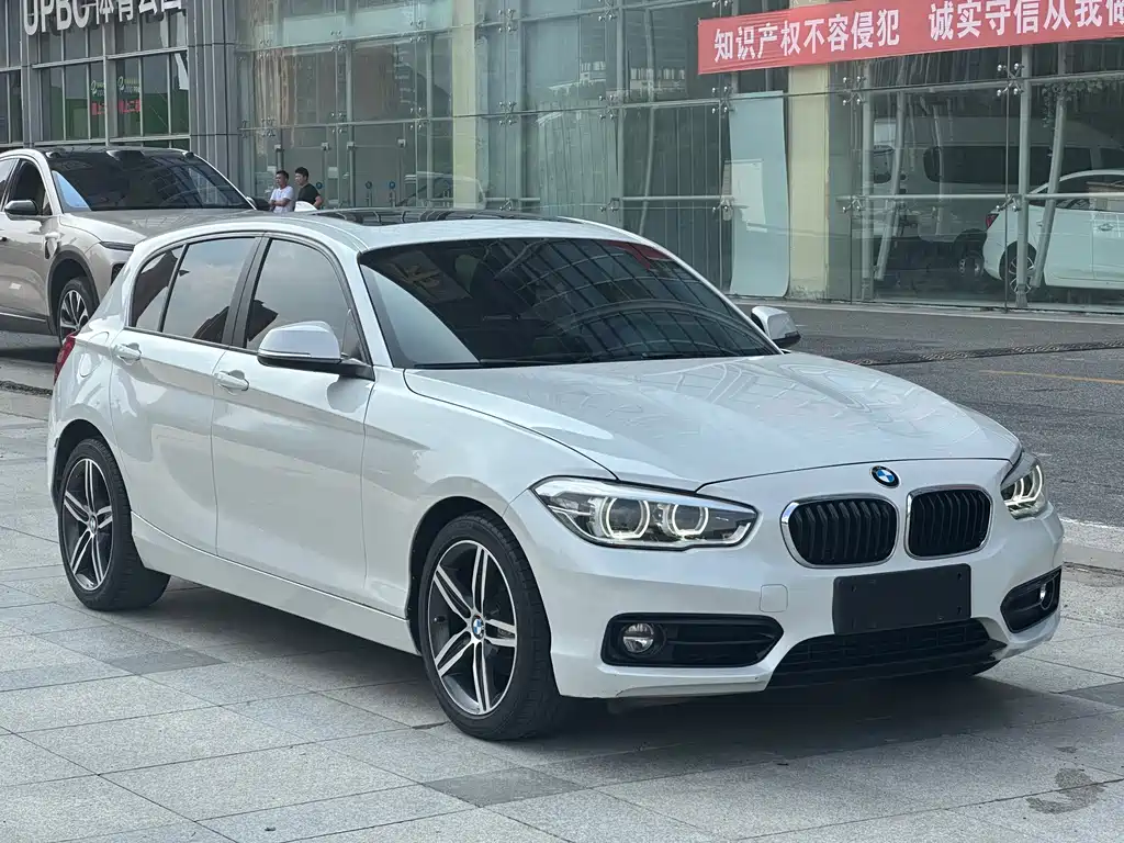 BMW 1 Series (Import) — фото 3