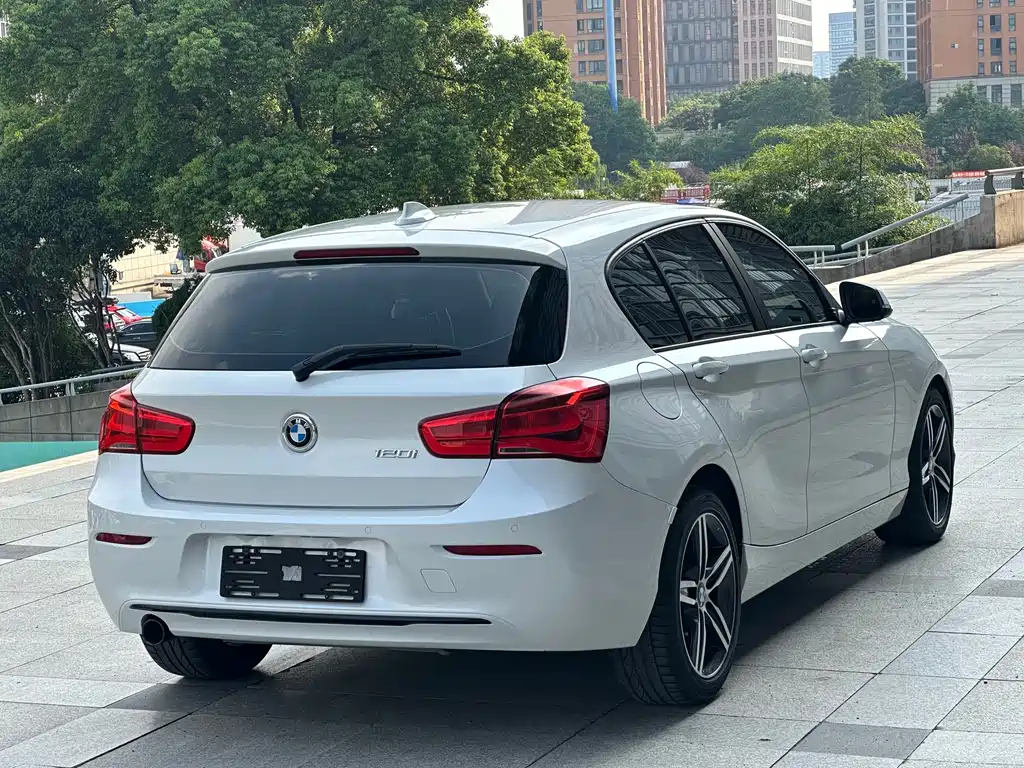 BMW 1 Series (Import) — фото 6