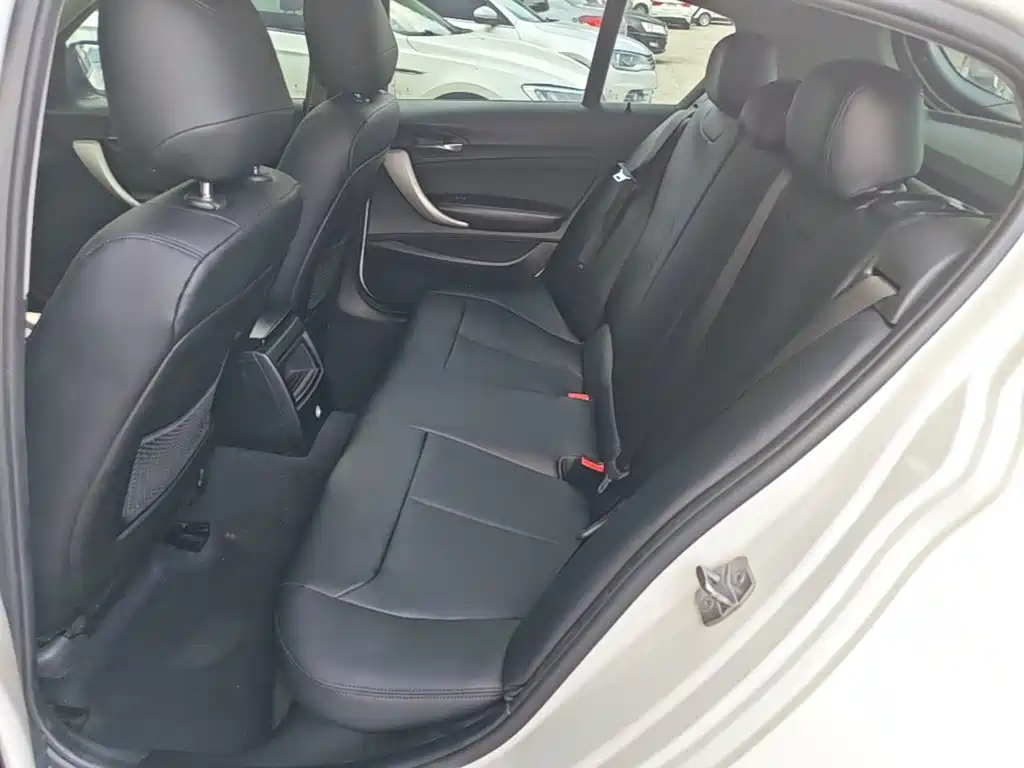 BMW 1 Series (Import) — фото 17