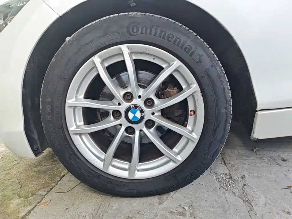 BMW 1 Series (Import) — фото 23