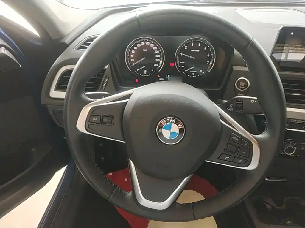 BMW 1 Series — фото 11