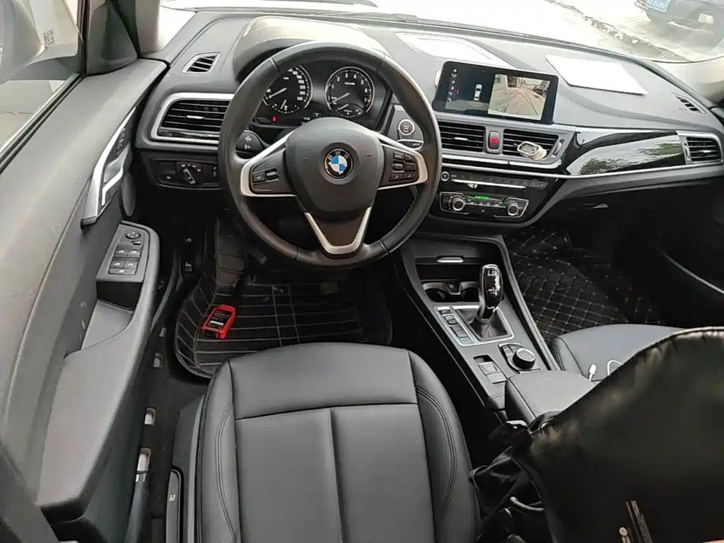 BMW 1 Series — фото 11