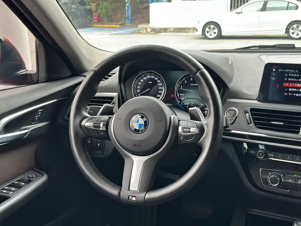 BMW 1 Series — фото 10