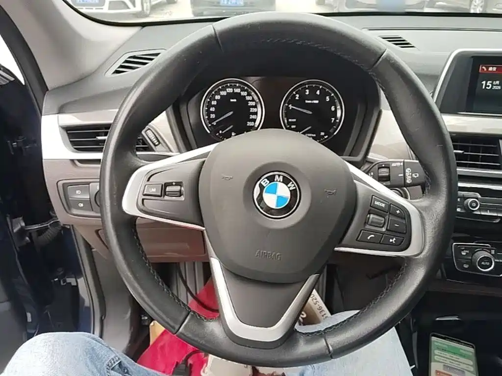 BMW X1 — фото 11