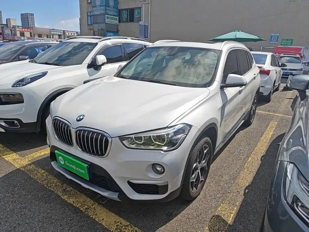 BMW X1 — фото 2