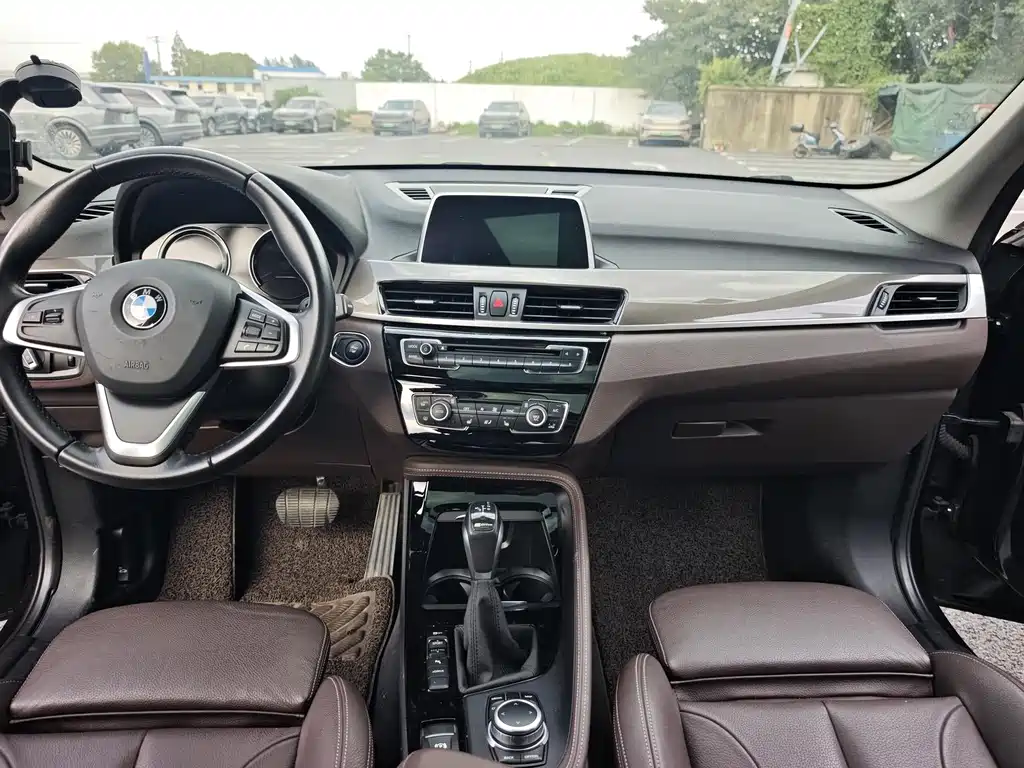 BMW X1 New Energy — фото 4
