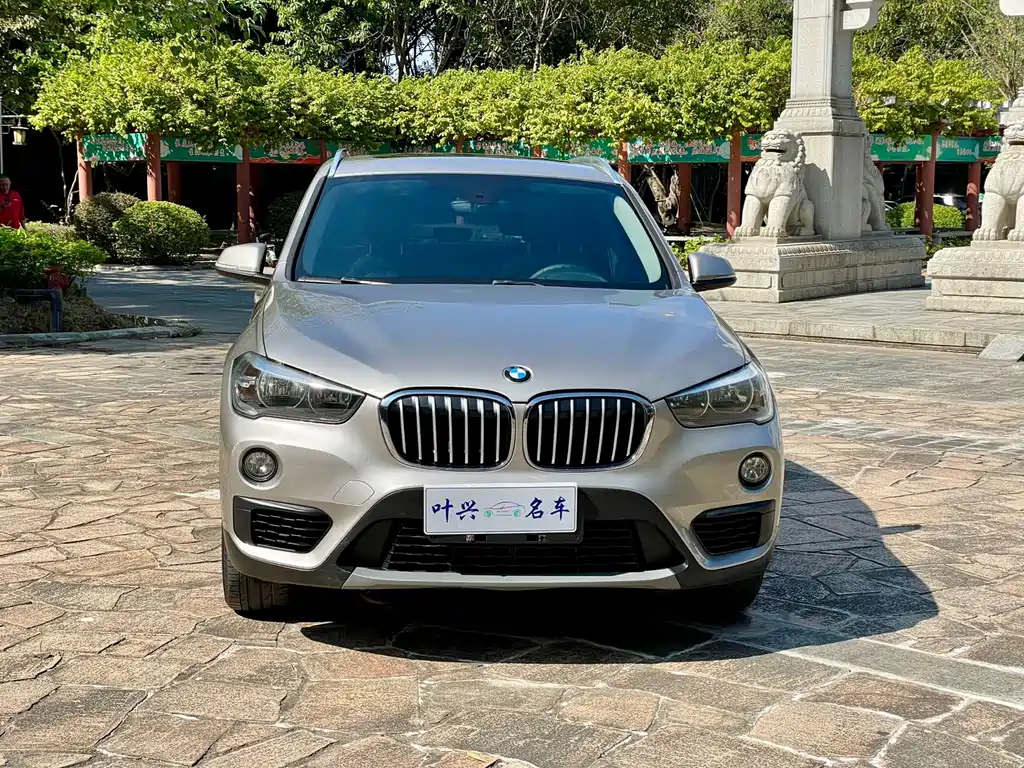 BMW X1 — фото 2